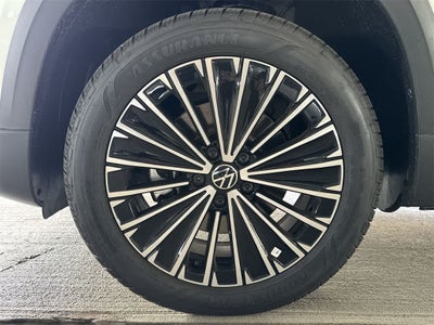 2026 Volkswagen Taos SE