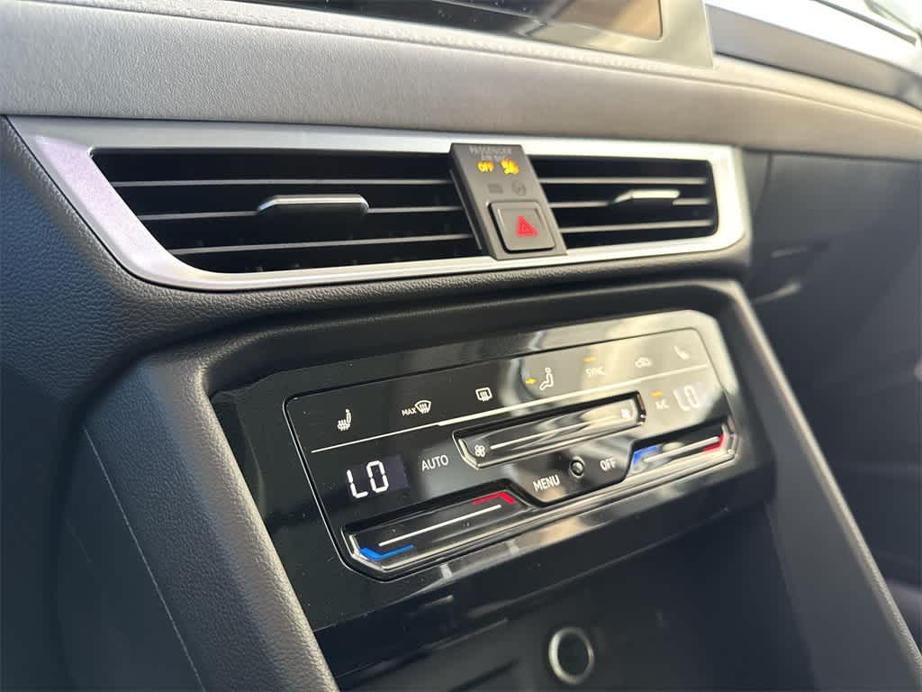 2026 Volkswagen Taos SE