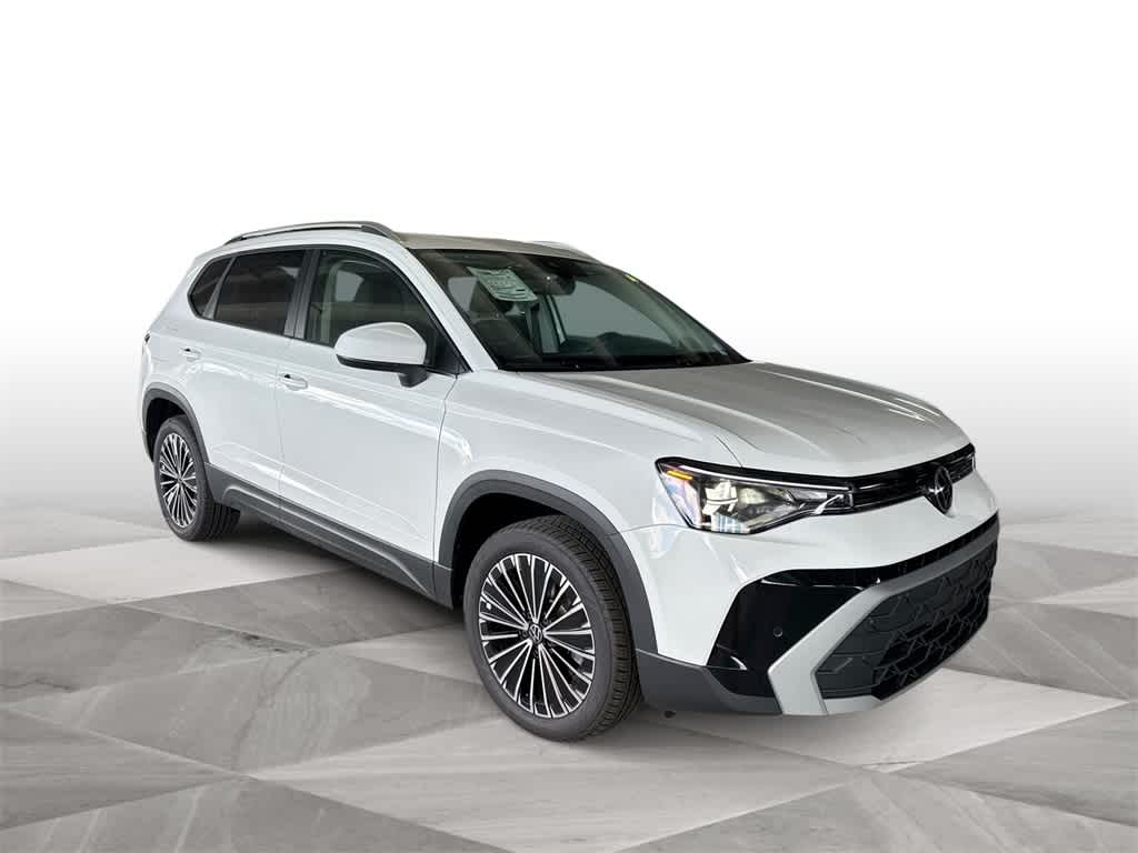 2026 Volkswagen Taos SE