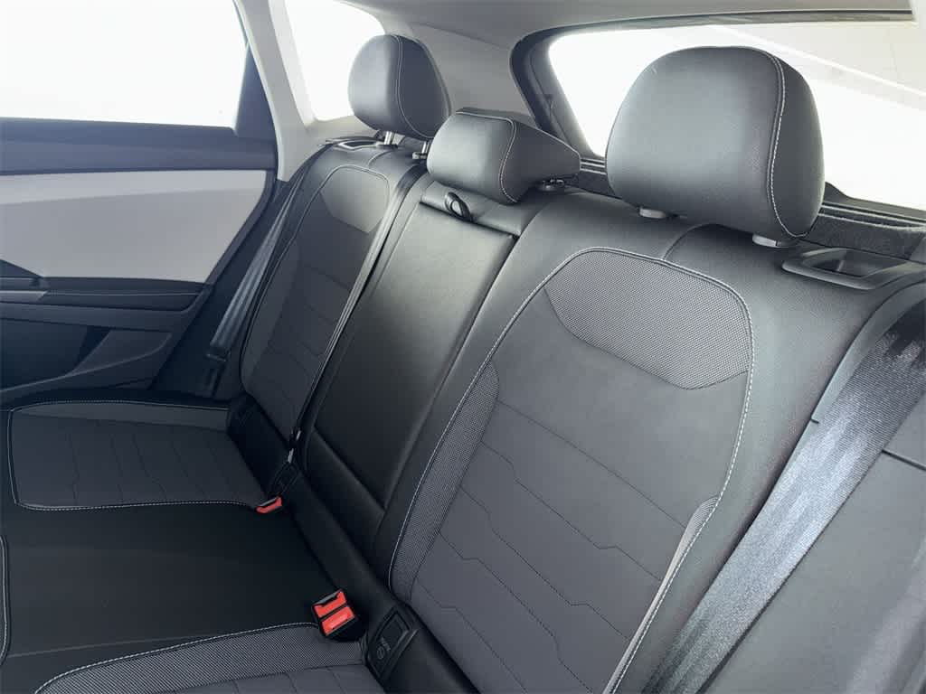 2026 Volkswagen Taos SE