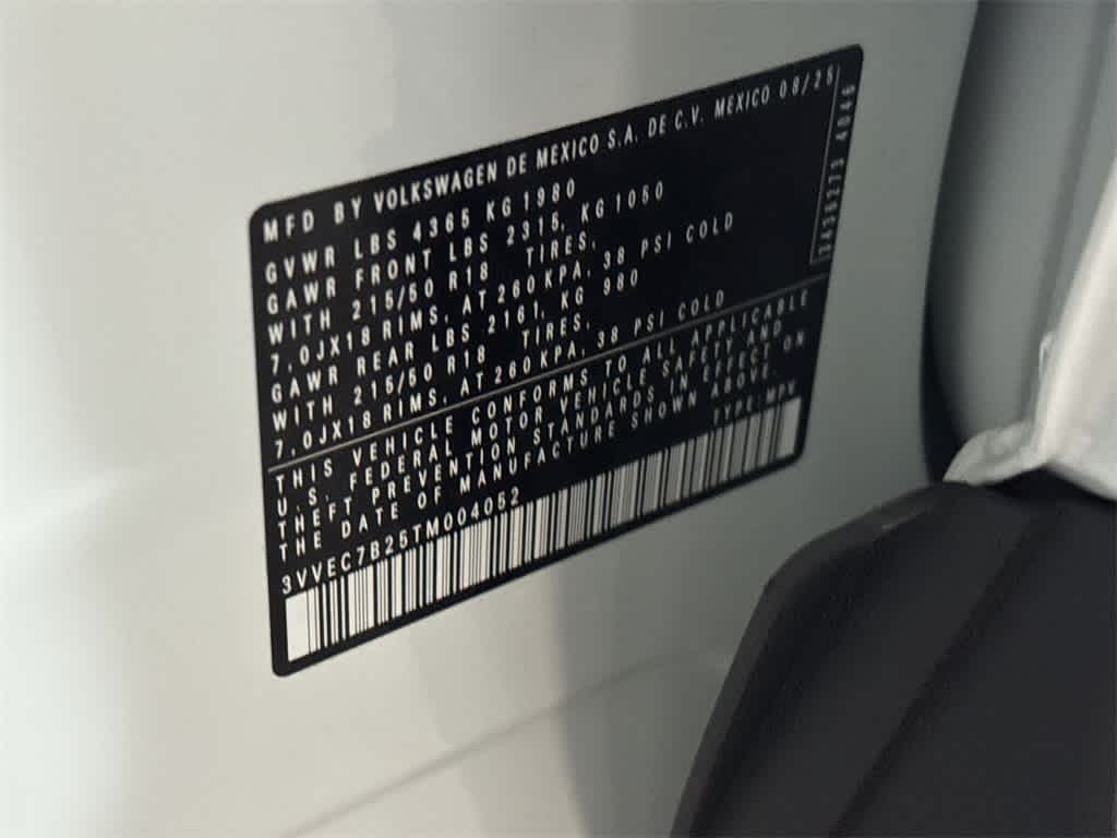 2026 Volkswagen Taos SE