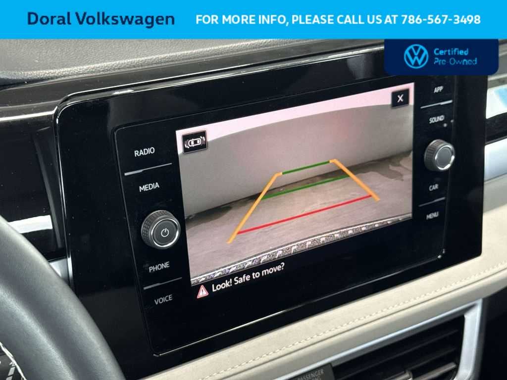 2025 Volkswagen Taos SE