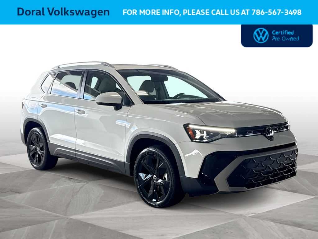 2025 Volkswagen Taos SE