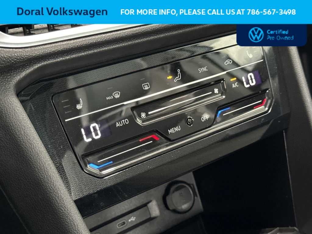 2025 Volkswagen Taos SE