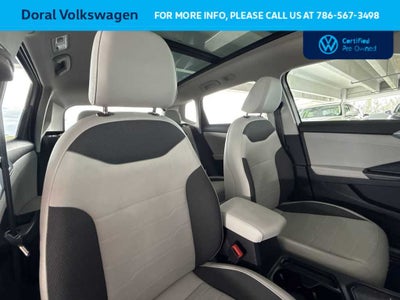 2025 Volkswagen Taos SE