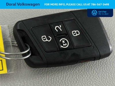 2025 Volkswagen Taos SE