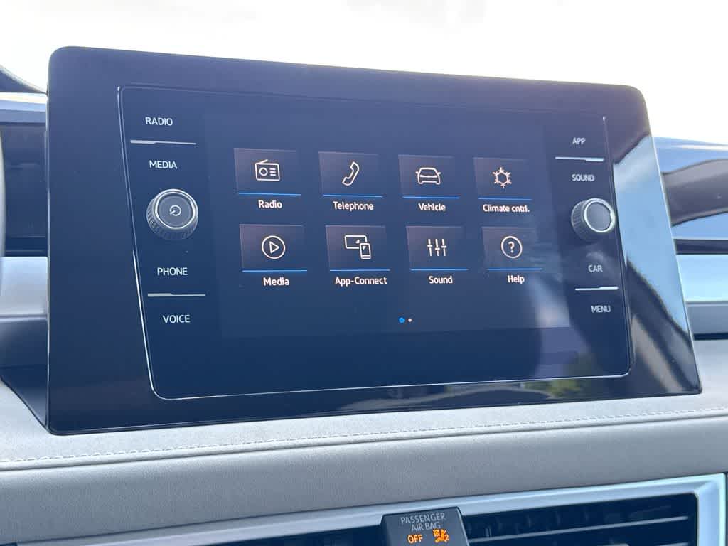 2026 Volkswagen Taos SE