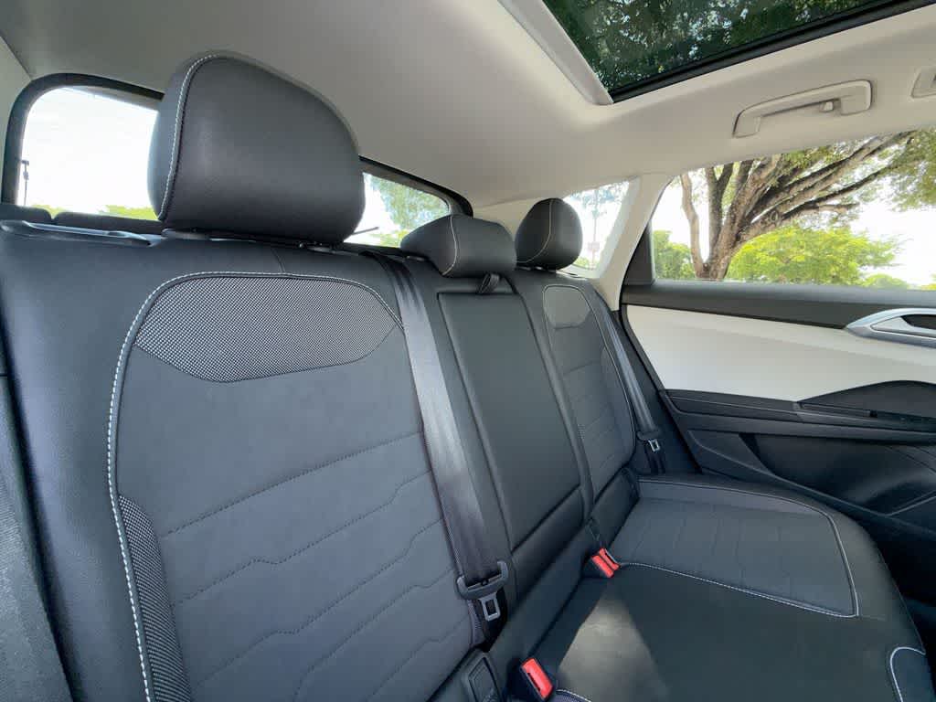 2026 Volkswagen Taos SE