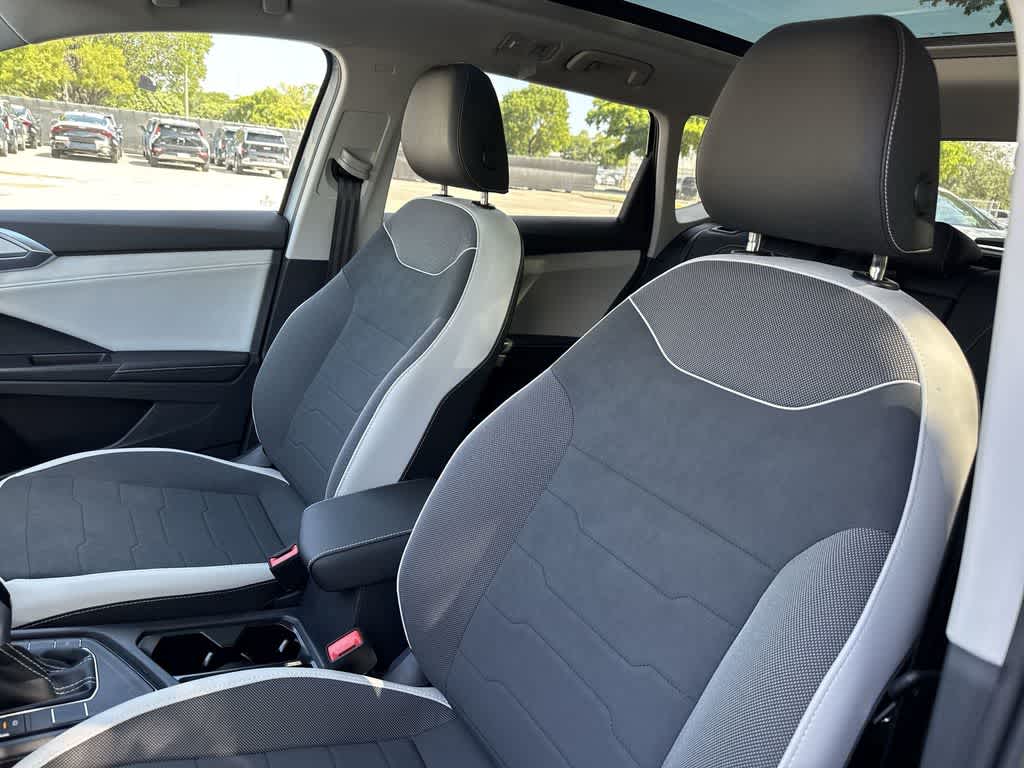 2026 Volkswagen Taos SE