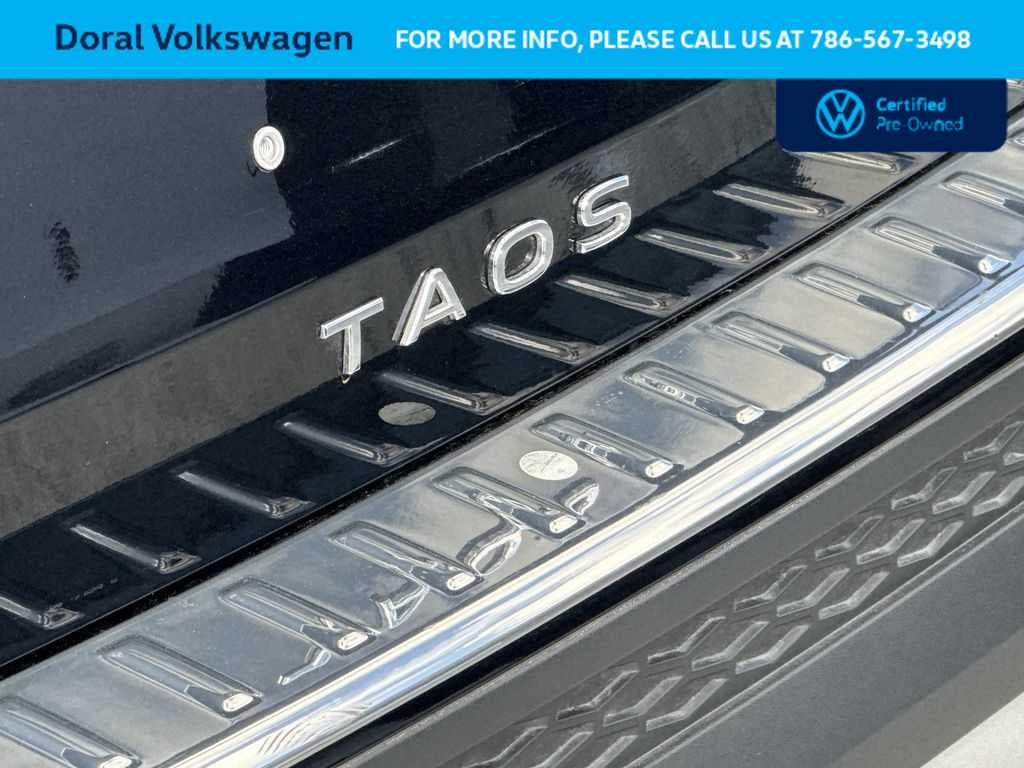 2025 Volkswagen Taos SE