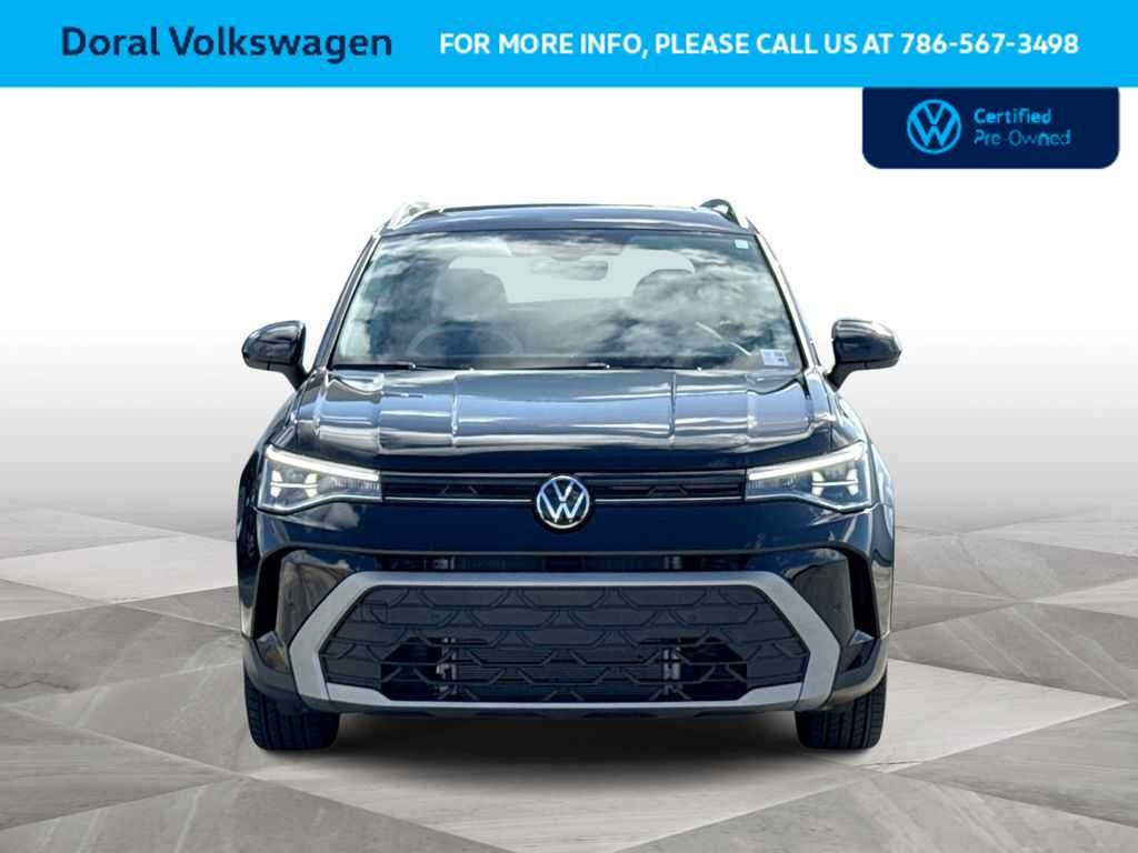2025 Volkswagen Taos SE