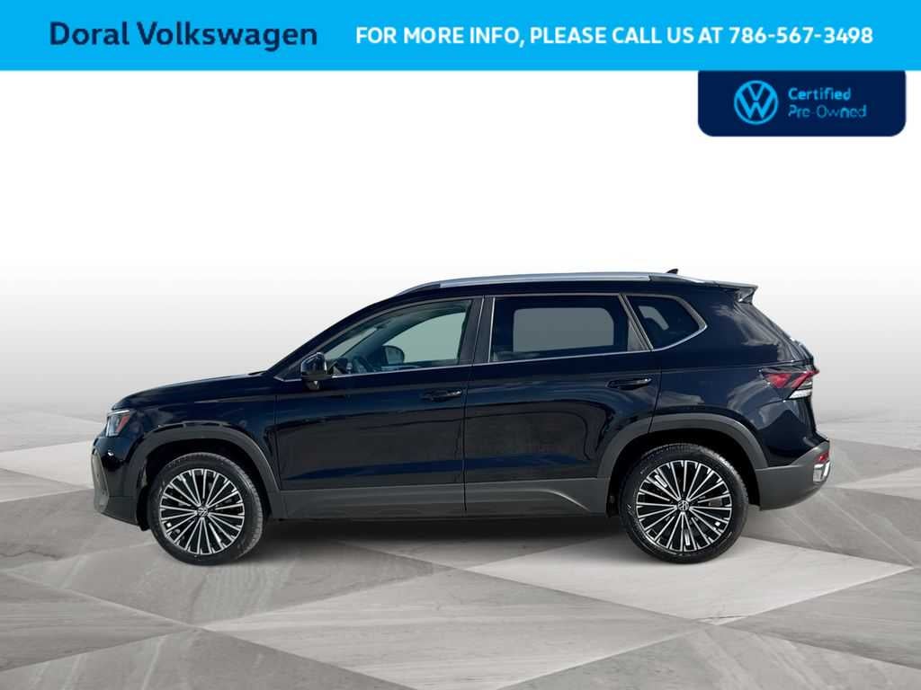 2025 Volkswagen Taos SE