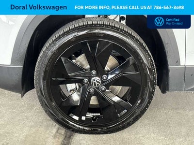 2025 Volkswagen Taos SE