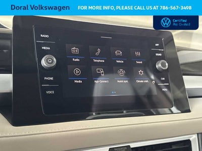 2025 Volkswagen Taos SE