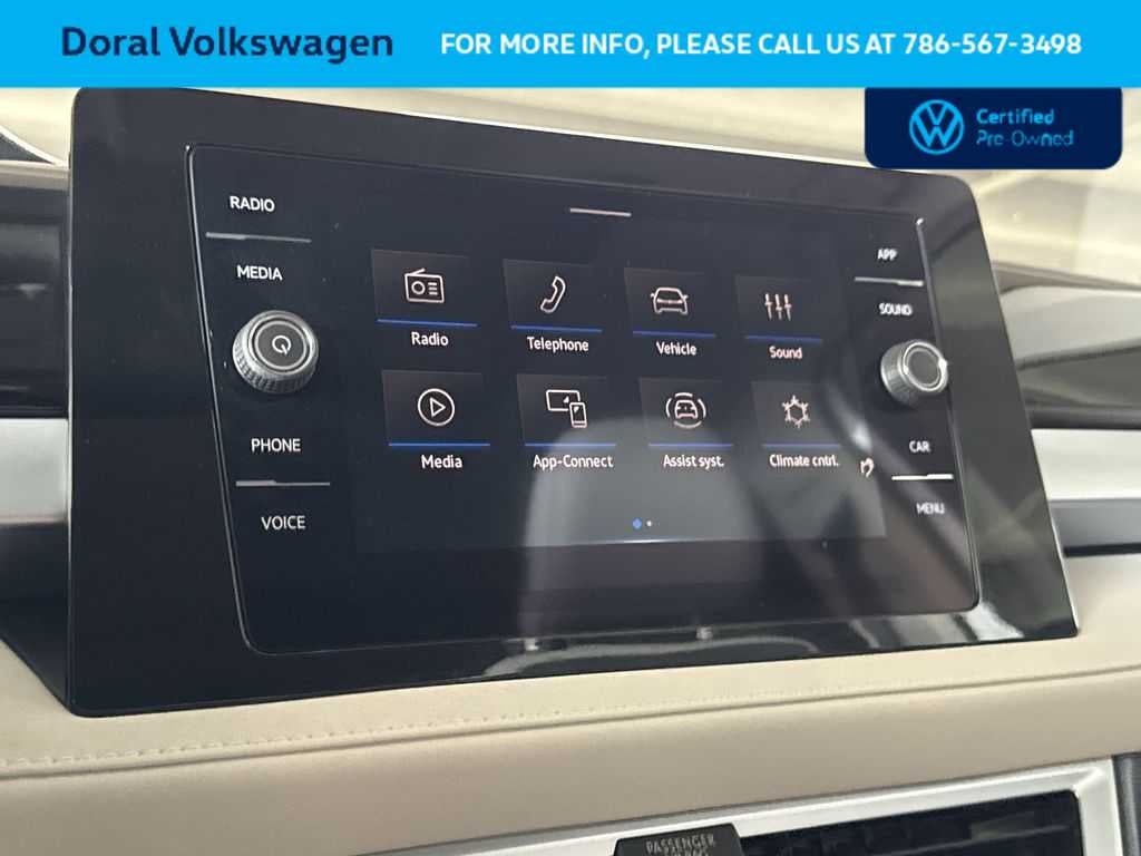 2025 Volkswagen Taos SE