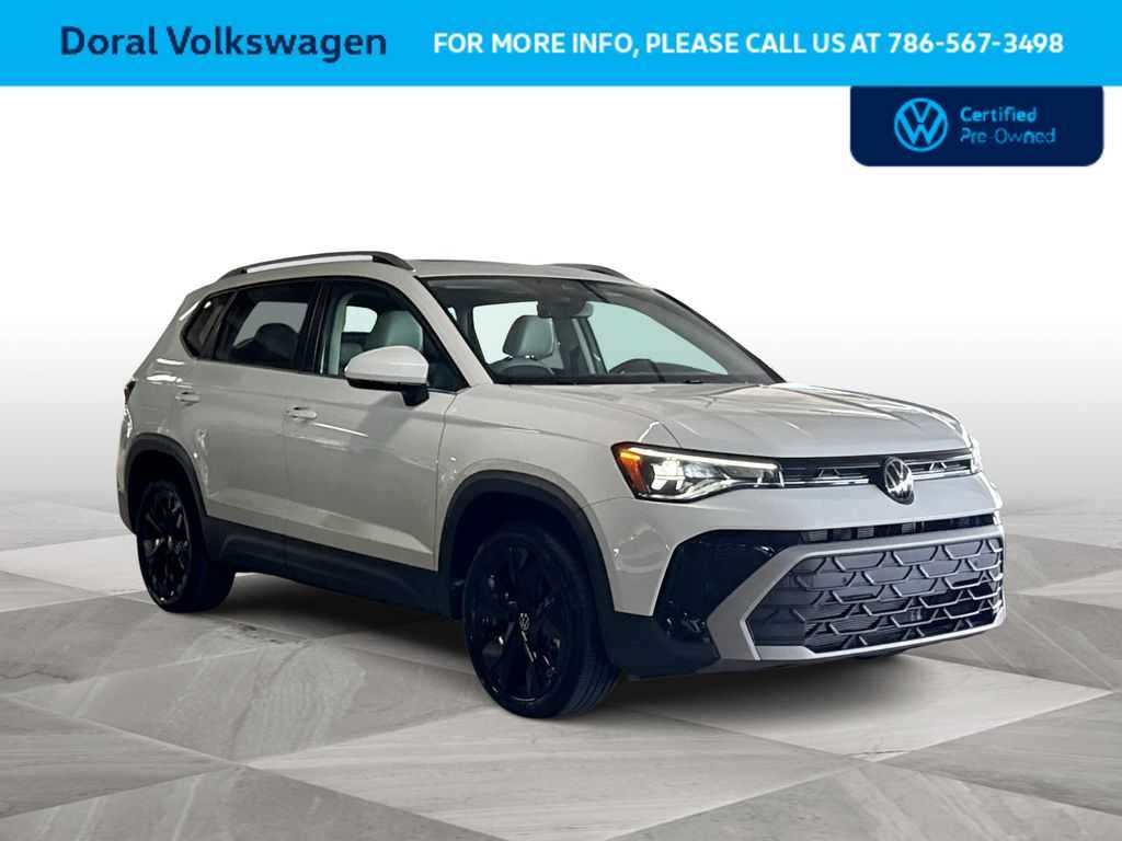 2025 Volkswagen Taos SE