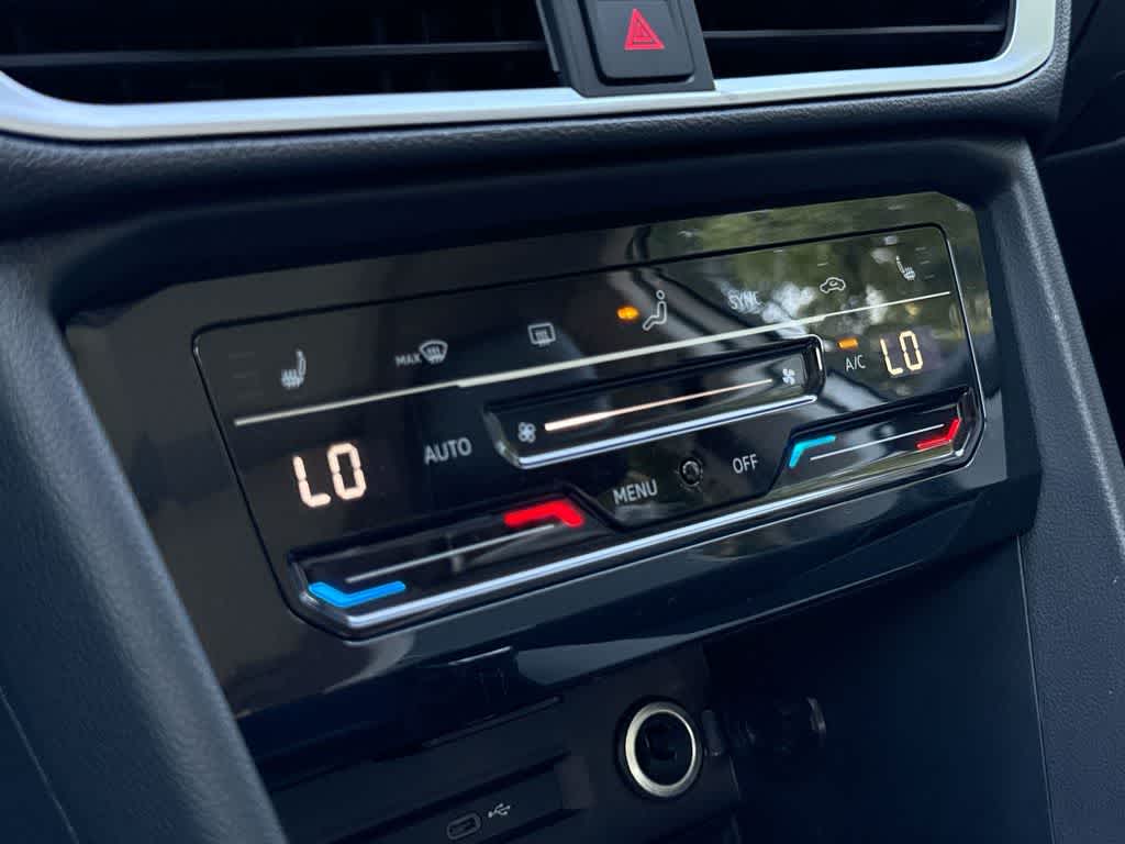 2026 Volkswagen Taos SE