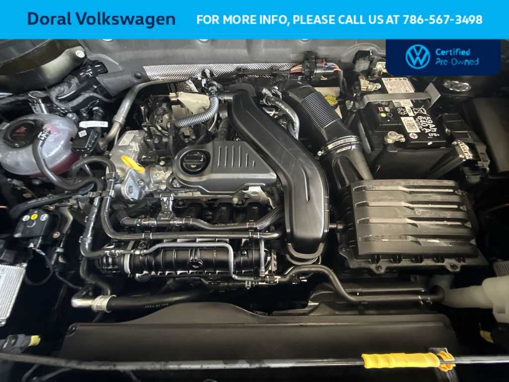 2025 Volkswagen Taos SE