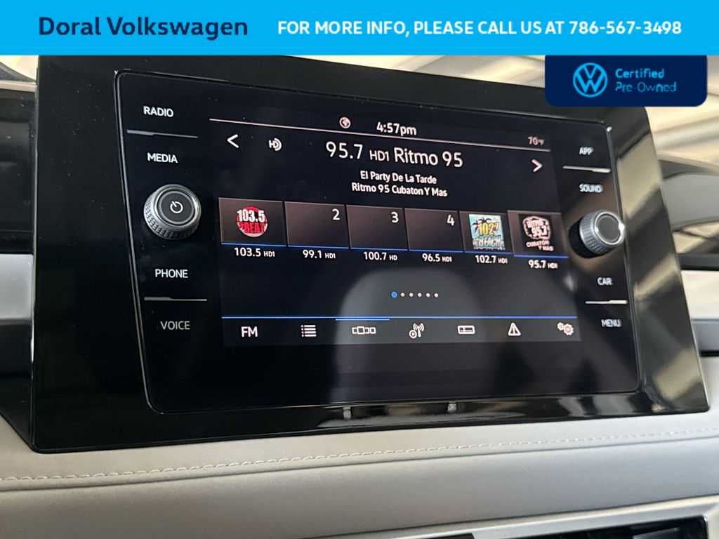 2025 Volkswagen Taos SE