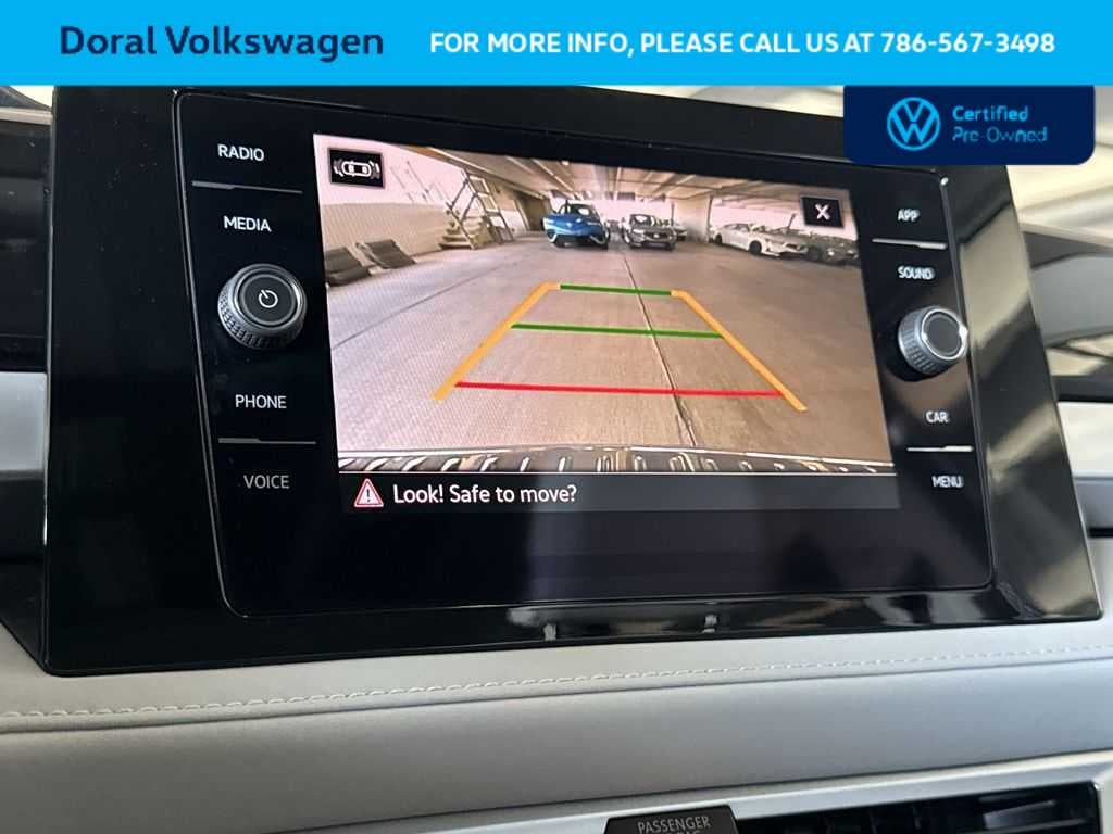 2025 Volkswagen Taos SE