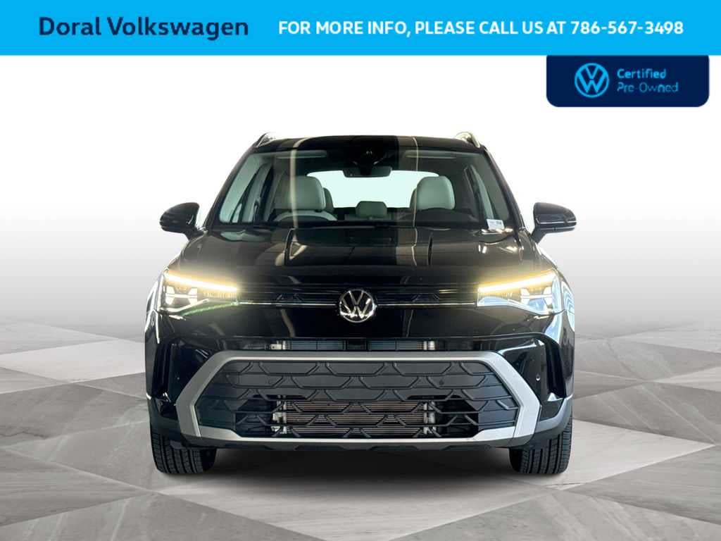 2025 Volkswagen Taos SE