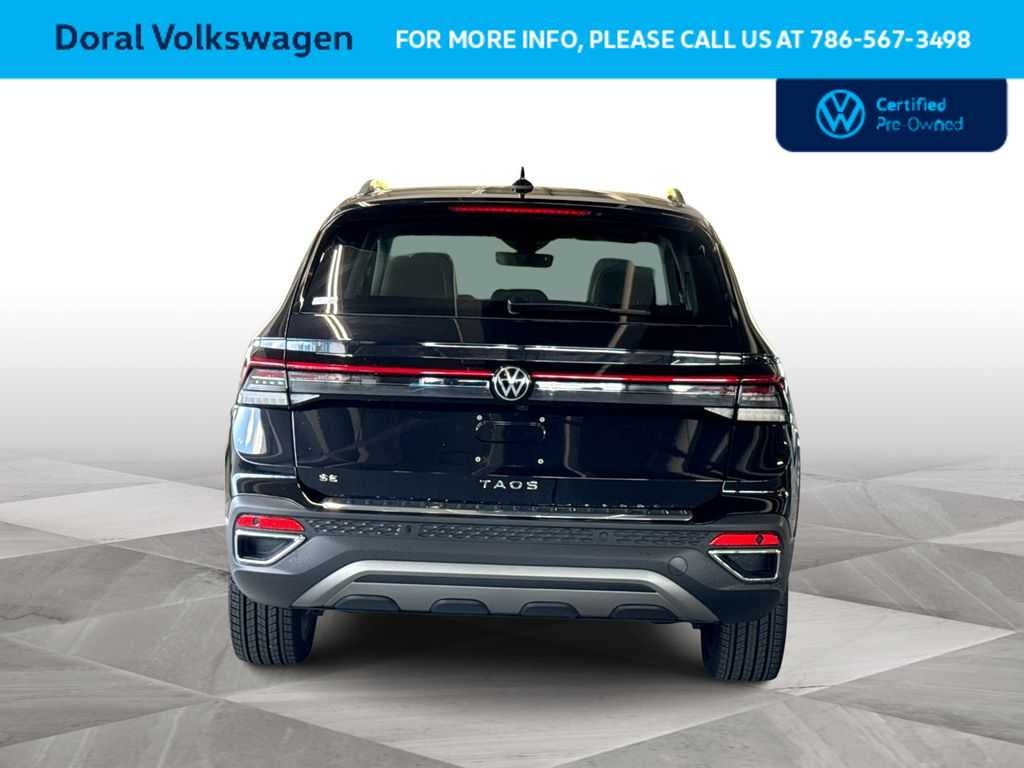 2025 Volkswagen Taos SE