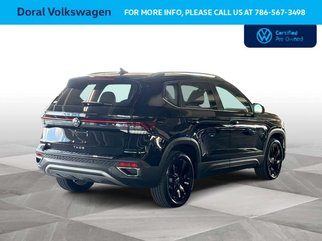 2025 Volkswagen Taos SE