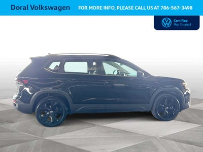 2025 Volkswagen Taos SE