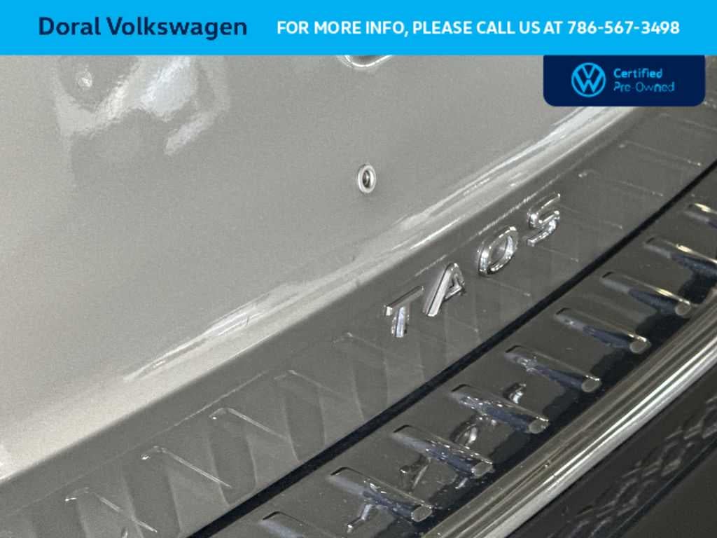2025 Volkswagen Taos SE