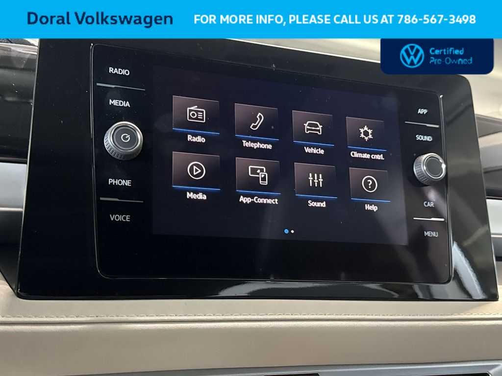 2025 Volkswagen Taos SE