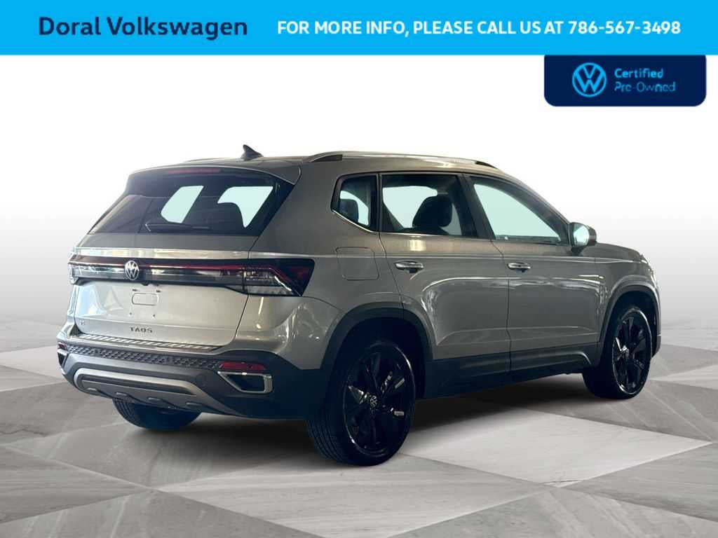 2025 Volkswagen Taos SE
