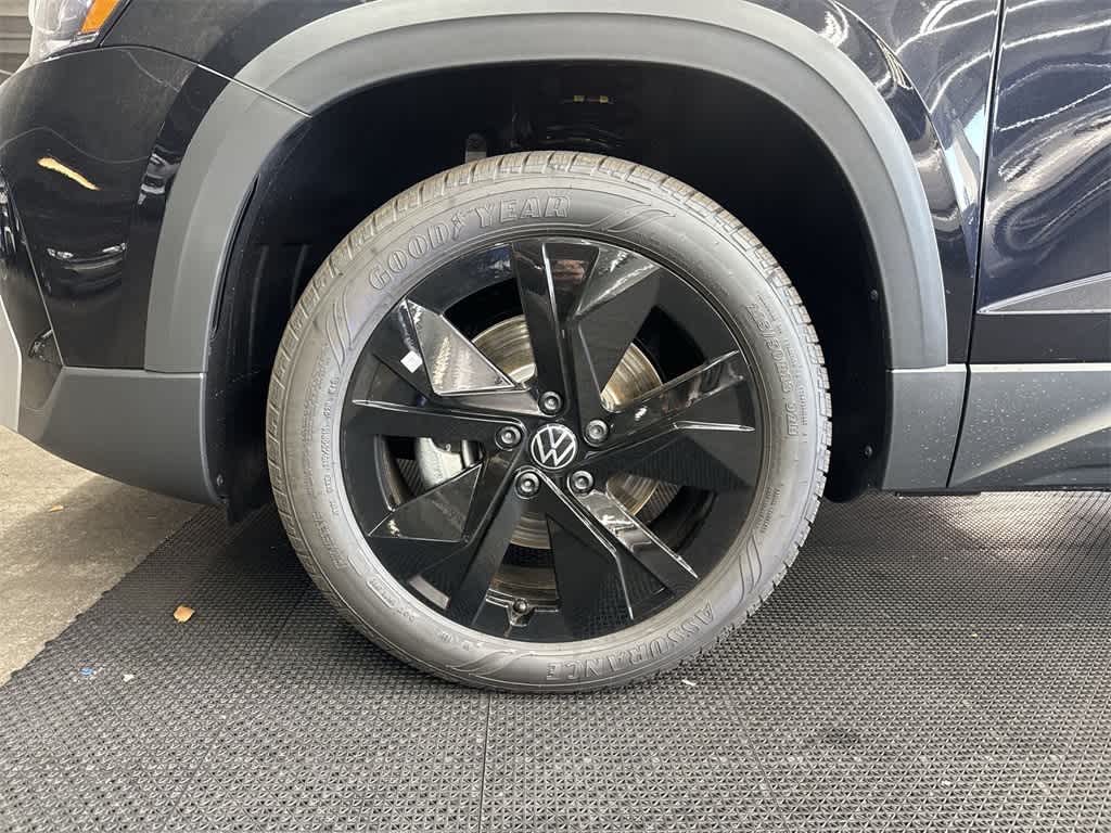 2026 Volkswagen Taos SE