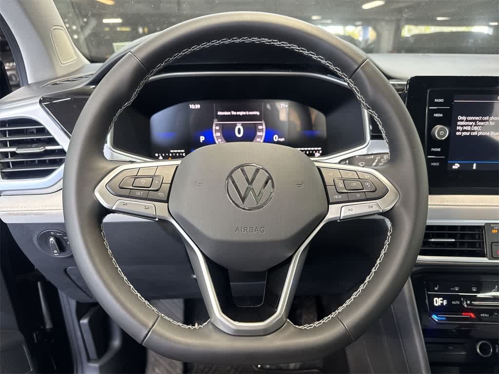 2026 Volkswagen Taos SE