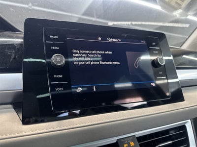 2026 Volkswagen Taos SE