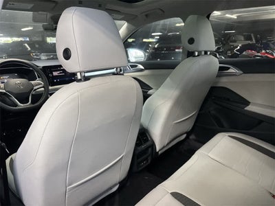 2026 Volkswagen Taos SE