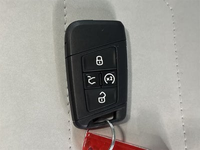 2026 Volkswagen Taos SE