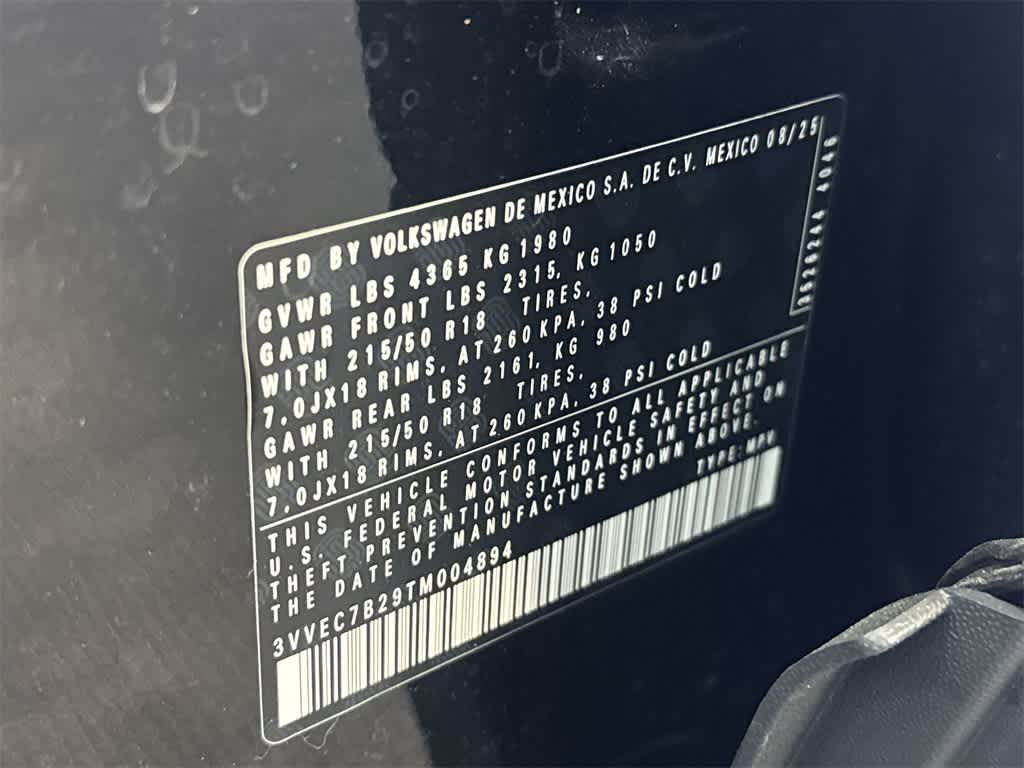 2026 Volkswagen Taos SE