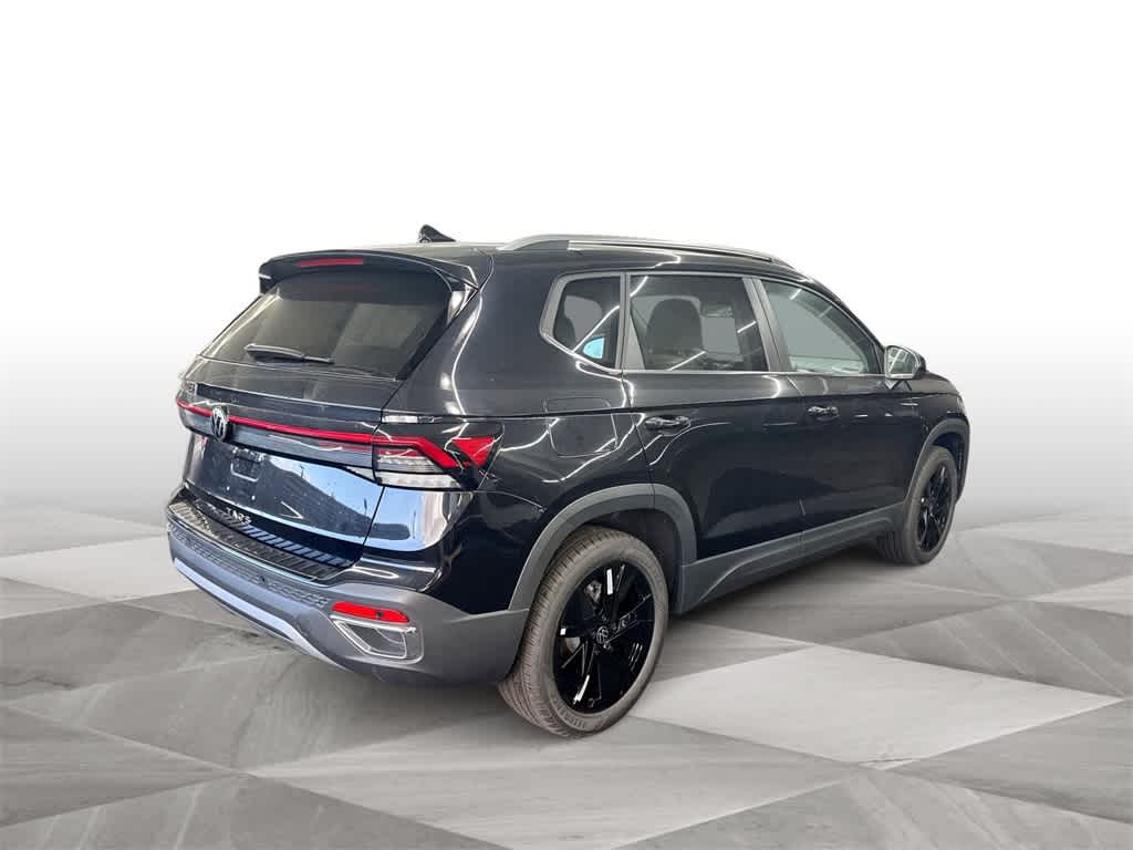 2026 Volkswagen Taos SE