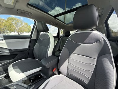 2026 Volkswagen Taos SE