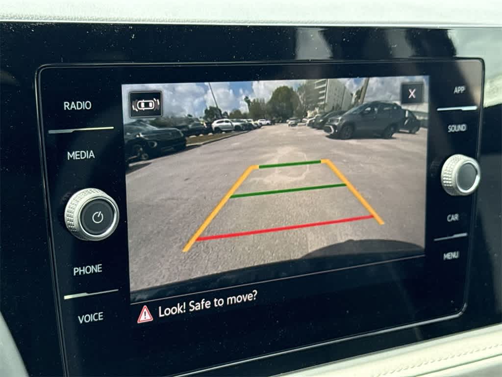 2026 Volkswagen Taos SE