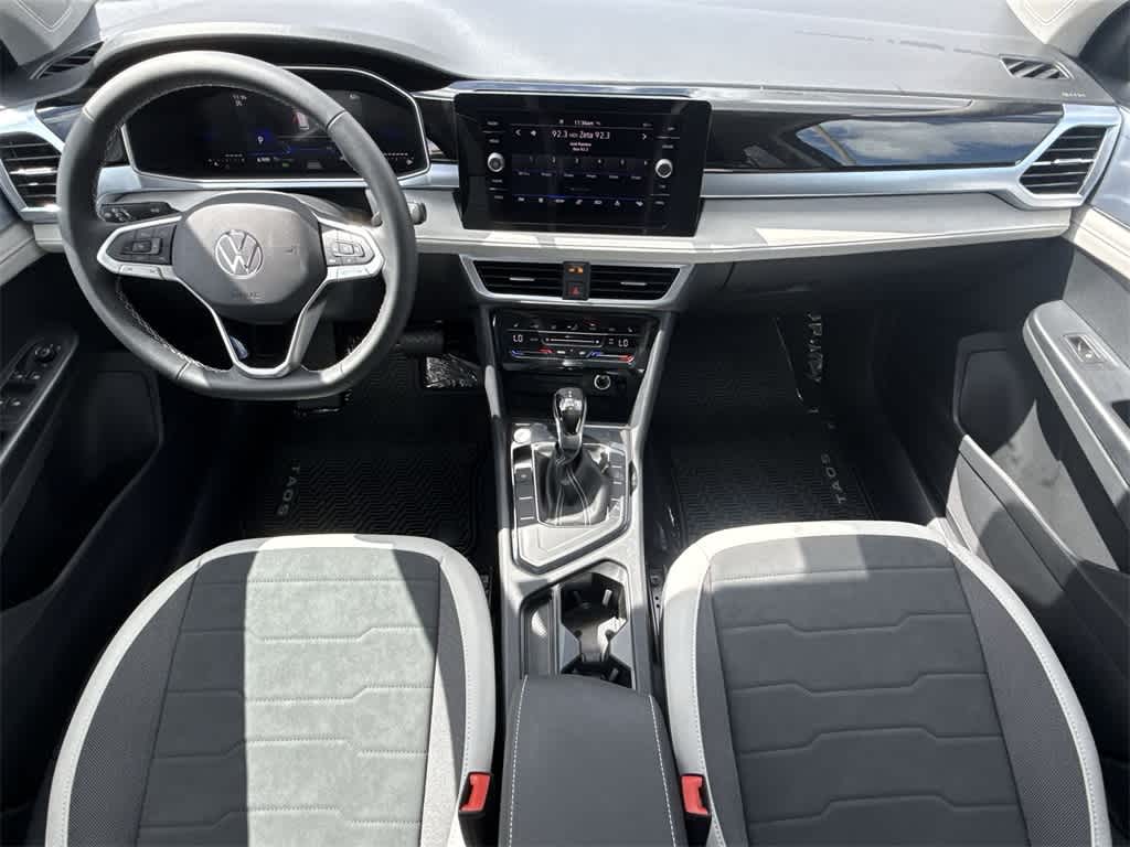 2026 Volkswagen Taos SE