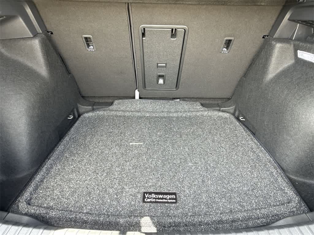 2026 Volkswagen Taos SE