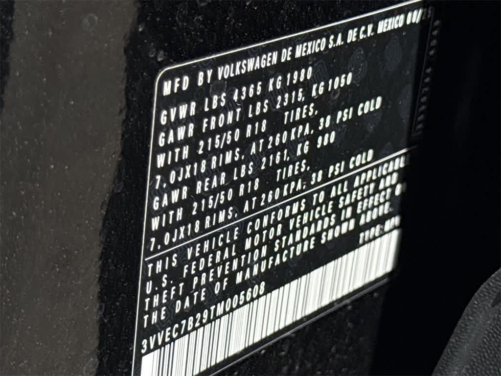 2026 Volkswagen Taos SE