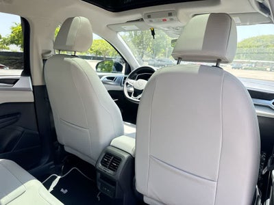2026 Volkswagen Taos SE