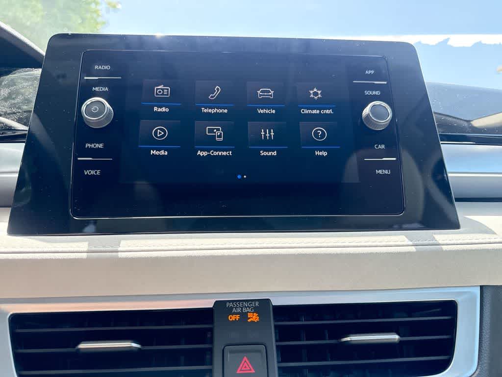2026 Volkswagen Taos SE