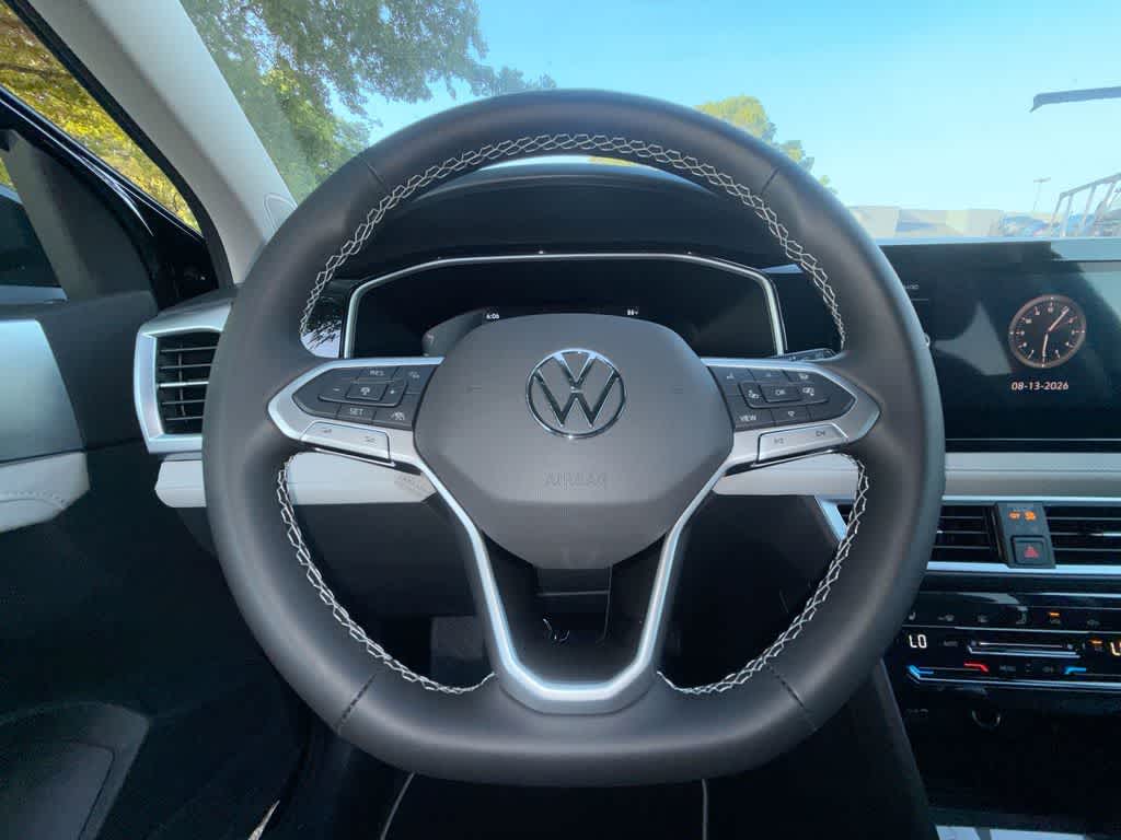 2026 Volkswagen Taos SE