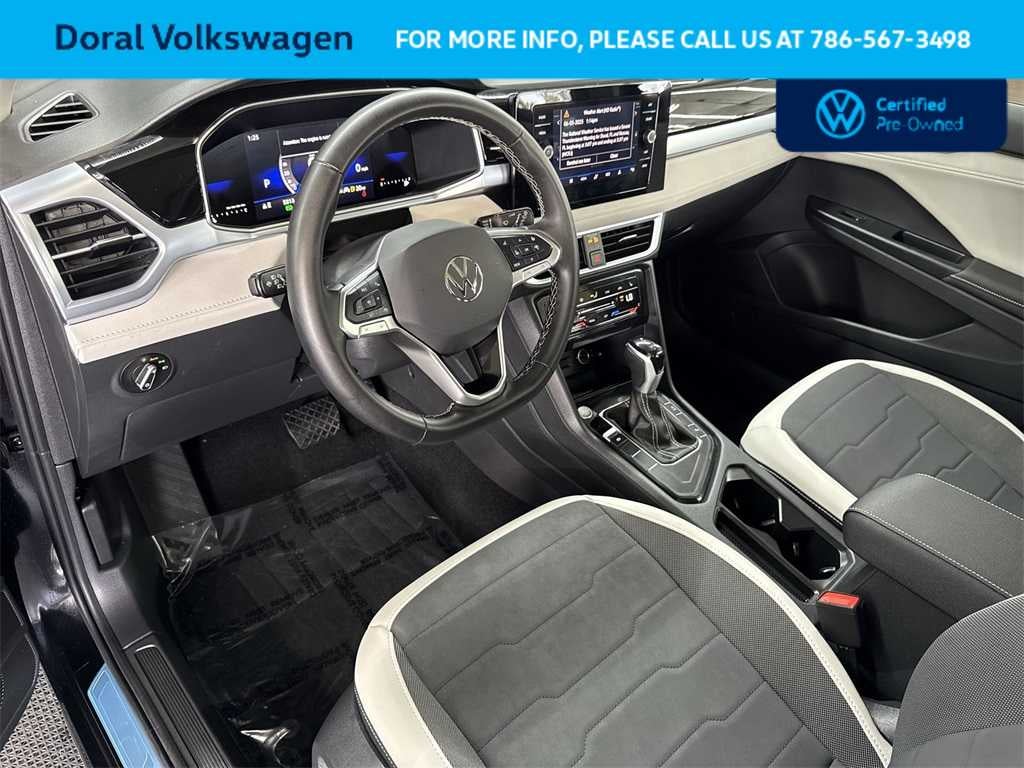 2025 Volkswagen Taos SE