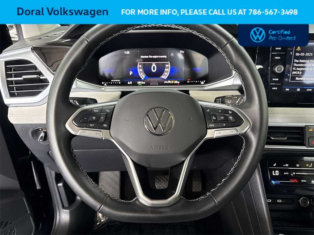 2025 Volkswagen Taos SE