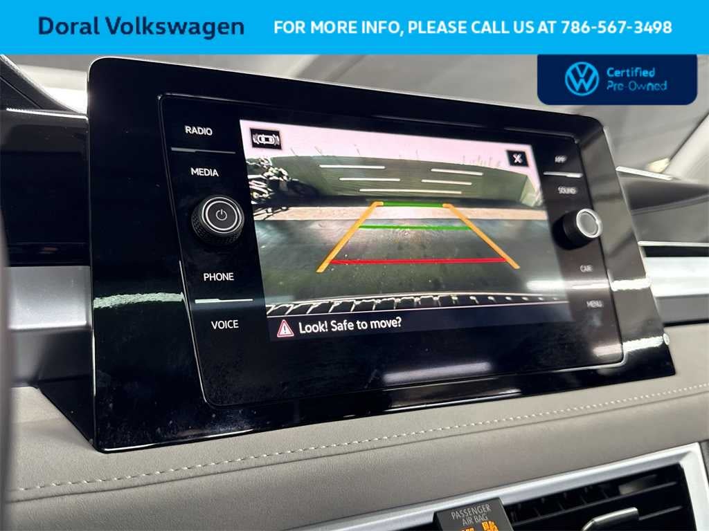 2025 Volkswagen Taos SE