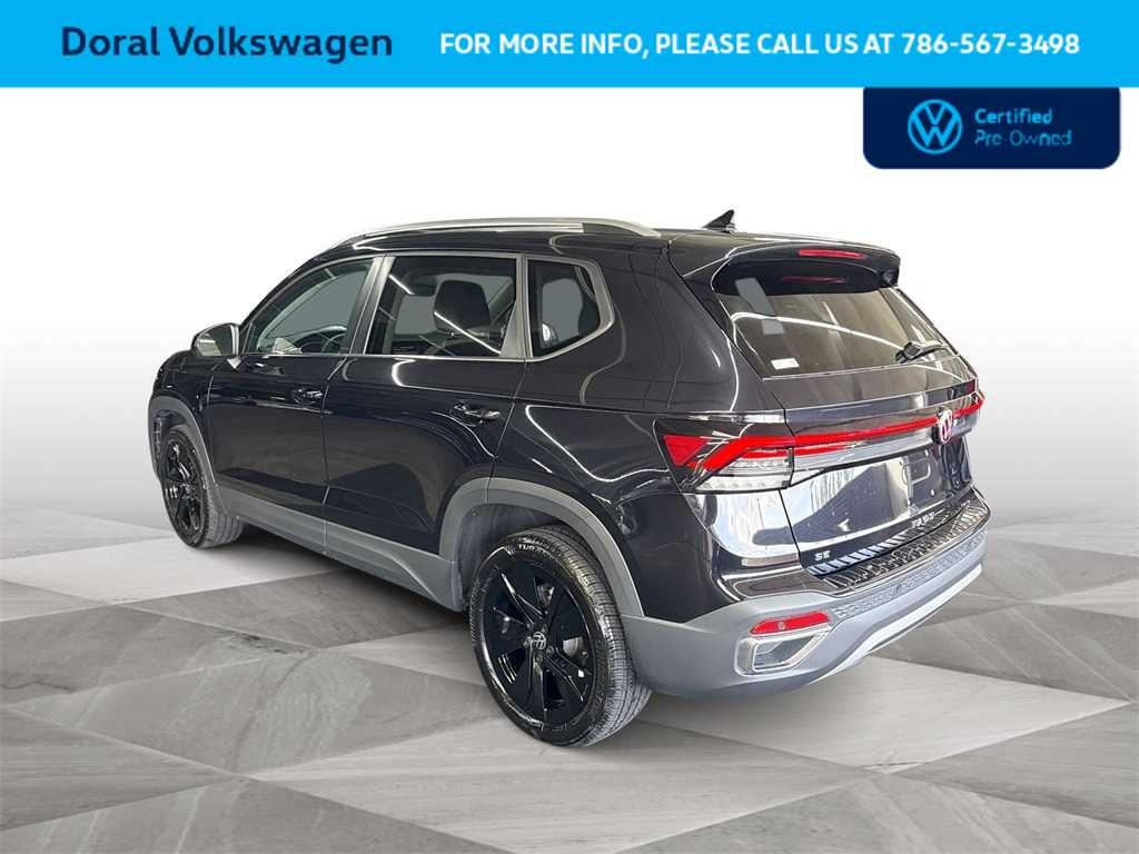 2025 Volkswagen Taos SE